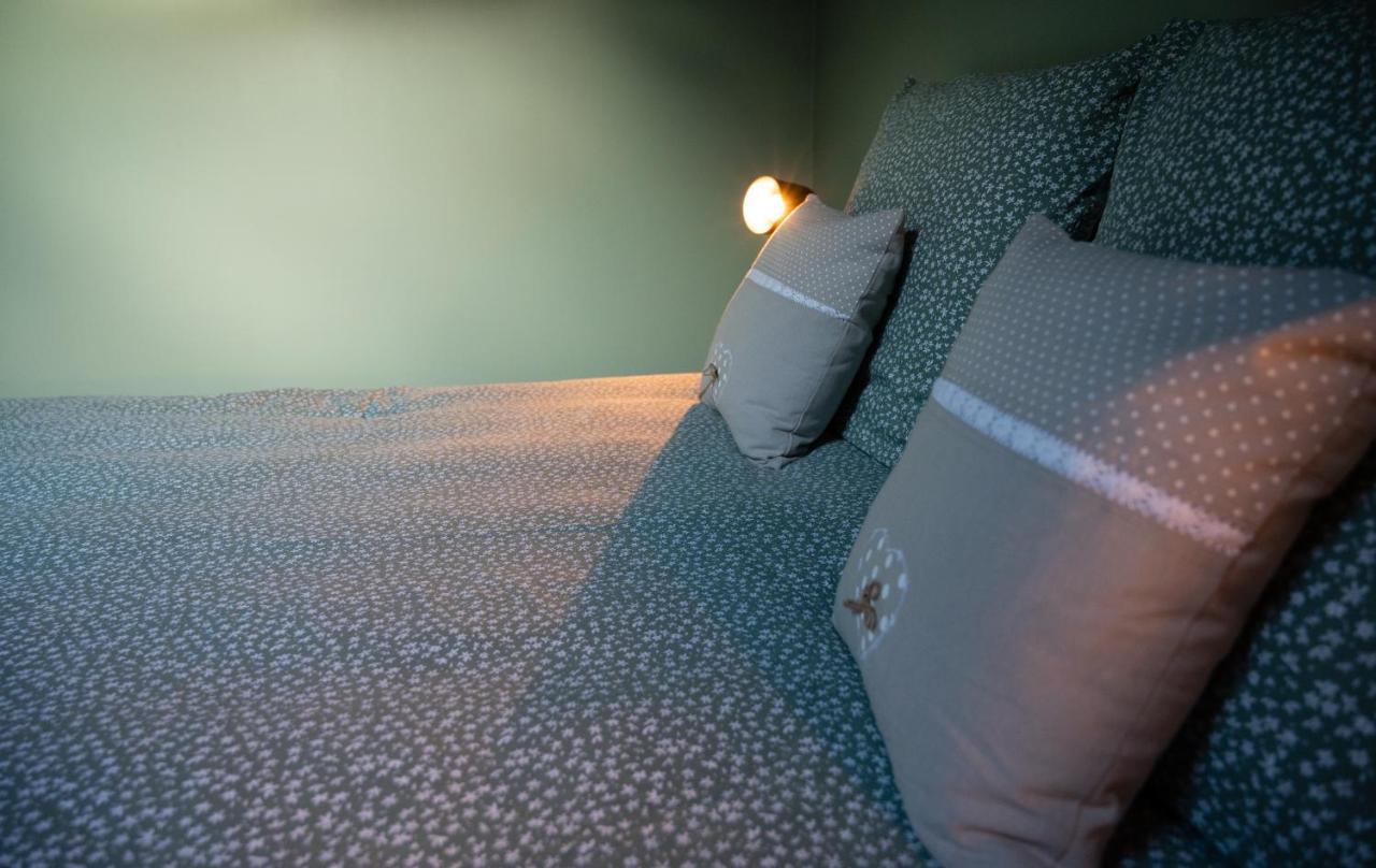 O Cocoon De Mya Villa Gedinne Bagian luar foto